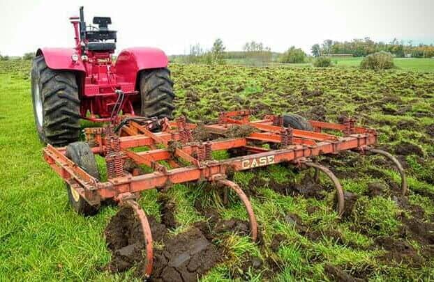 تصویر 2 از گاوآهن شخم زدن با کاربرد بی رقیب در عملیات مزرعه